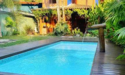 Sobrado Á Venda com Piscina e Àrea gourmet em Ubatuba Litoral Norte SP