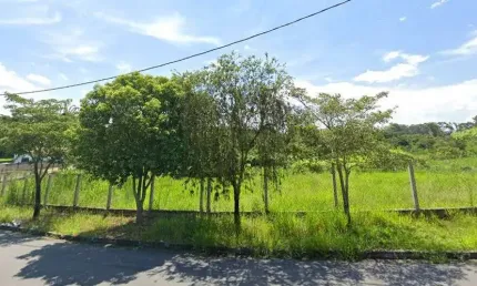 Terreno Plano de 6.700m² à Venda na Esplanada Independência, Taubaté- SP