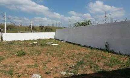 Galpão Comercial 240m² Próximo ao Continental em Taubaté –SP