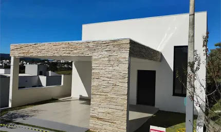 Condomínio com 3 quartos à venda em Residencial Vila Victoria - SP