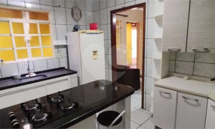 Casa com 4 quartos à venda em Jardim São Marcos - SP