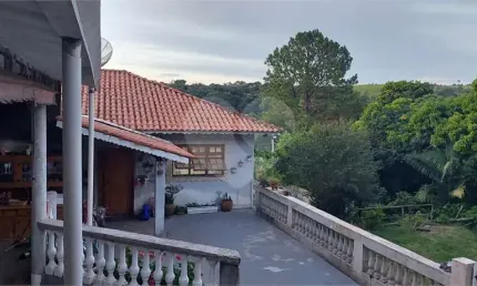 Fazenda à venda na Três, Vivenda, Jundiaí