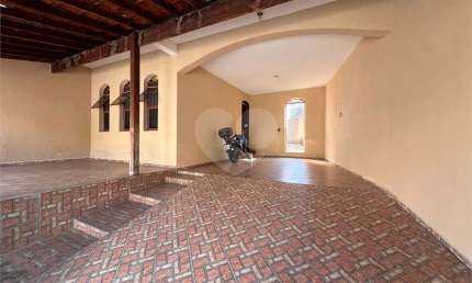 Casa com 4 quartos à venda na Atroaris, Vila Tupi, Várzea Paulista