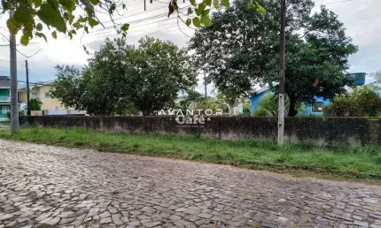 Excelente terreno de esquina com 510 m², medindo 17x30m - bairro São João