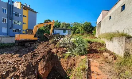 Terreno à venda na Rua Dutra Villa, 46, Centro, Santa Maria