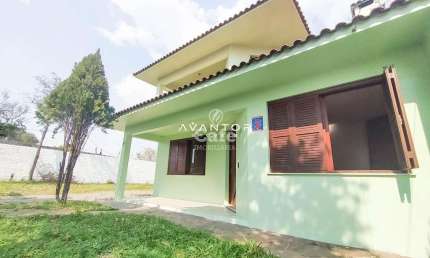 Casa, 3 Dormitórios, 1 Suíte, 4 Banheiros, Sacada, Pátio, Churrasqueira, Patrona