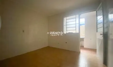 Apartamento em ótima localização 2 dormitórios no centro de Santa Maria -RS
