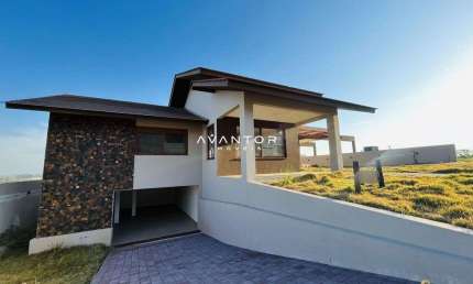 Casa, 2 Suítes, 3 Banheiros, 2 Vagas, Espaço Gourmet, Tomazetti