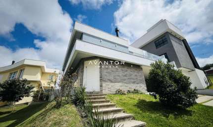 Casa, Alto Padrão, 3 Suítes, 4 Banheiros, Real Park