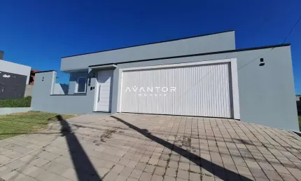 Casa condomínio fechado, 2 dormitórios, 1 suite, 2 banheiros, 2 vagas de garagem
