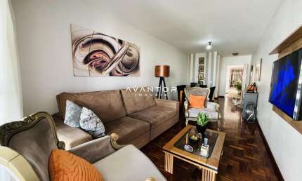 Apartamento central com 3 dormitórios e garagem | Próximo aos Bombeiros