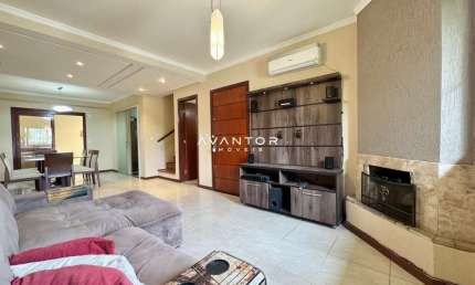 Casa, 3 Dormitórios, 1 Suíte, 3 Banheiros, 2 Vagas, Camobi
