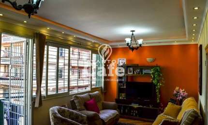 Apartamento amplo bem arejado! No centro da Cidade.