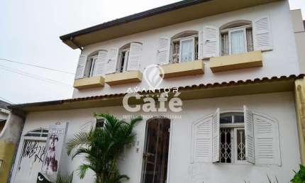 Casa 4 dormitórios à venda Nossa Senhora de Lourdes Santa Maria/RS