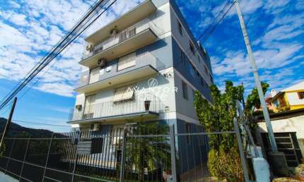 Cobertura duplex de 3 dormitórios no bairro Pr. João Goulart