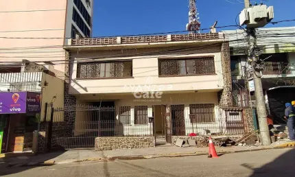 Excelente oportunidade! Casa comercial em ótima localização.