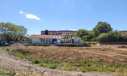 Terreno à venda na Avenida João Machado Soares, 13400, Camobi, Santa Maria