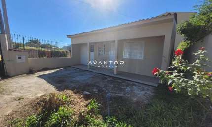 Casa 2 dormitórios, Bairro JK, sala de estar, cozinha, área de serviço, pátio e