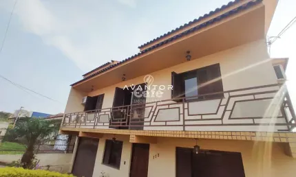 Ampla Casa no residencial Alto da colina à 100 metros da faixa velha de Camobi.