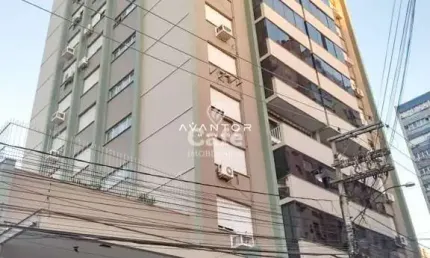 Apartamento, 4 Dormitórios, 1 Suíte, 3 Banheiros, 1 Vaga, Sacada, Centro