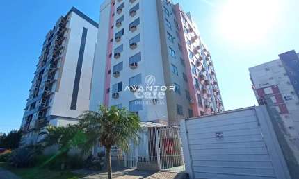 Apartamento de 2 Dormitórios, Sala Ampla, Banheiro Social, Cozinha, Área de Serv