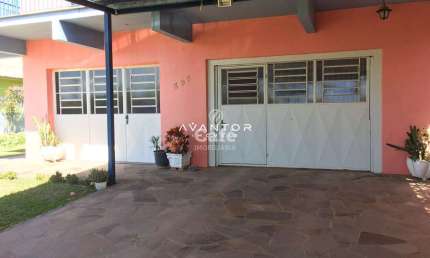 Casa com 3 quartos à venda na Rua João Lino Pretto, 397, Pinheiro Machado, Santa Maria