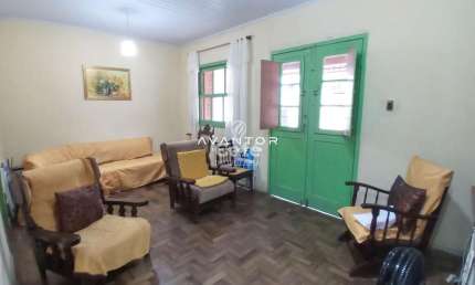 Casa com 3 quartos à venda na Rua Fernandes Vieira, 20, Carolina, Santa Maria