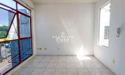 Sala comercial de 108m² privativos no centro de Santa Maria/RS