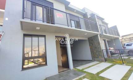 Casa, 3 Dormitórios, 1 Suíte, 3 Banheiros, 2 Vagas, Sacada, Churrasqueira, Pátio