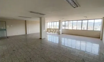 Sala comercial para alugar na Rua Venâncio Aires, 1811, Passo D'Areia, Santa Maria