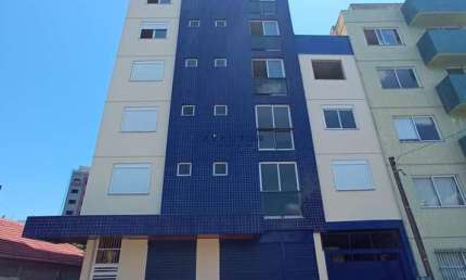 Sala Comercial Central De 80 m² mais Banheiro e Copa.
