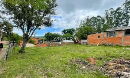 Terreno à venda na Rua Jardim Berleze, S N, Diácono João Luiz Pozzobon, Santa Maria