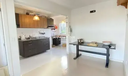 Apartamento, 2 Dormitórios, 1 Suíte, 2 Banheiros, 1 Vaga, Lourdes