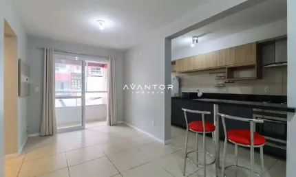 Apartamento, 1 Dormitório, 1 Banheiro, Sacada, Churrasqueira, Centro