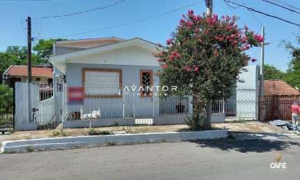 Casa com 3 quartos à venda na Rua Maurício Cardoso, 119, Nossa Senhora de Fátima, Santa Maria