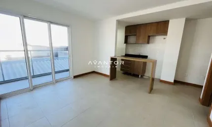 Apartamento, 2 Dormitórios, 1 Suíte, 2 Banheiros, 1 Vaga, Centro