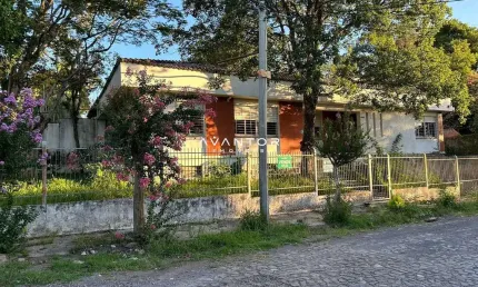 Casa com 3 quartos à venda na Rua Israel Seligman, 400, Nossa Senhora de Lourdes, Santa Maria