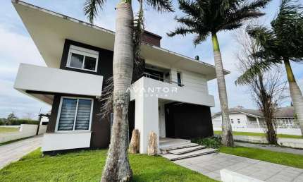 Casa, 3 Dormitórios, 2 Suítes, 5 Banheiros, Morada Do Lago