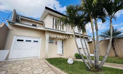 Imponente casa em região de fácil acesso para todas saídas da cidade.