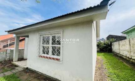 Casa com 2 quartos à venda na Rua Doutor José Mariano da Rocha, 41, Nossa Senhora de Lourdes, Santa Maria