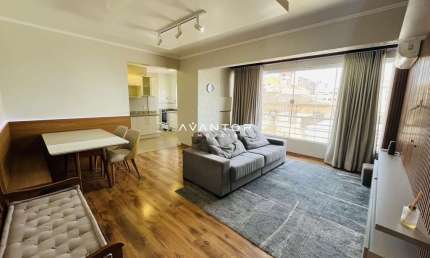 Apartamento, 2 Dormitórios, 1 Suíte, 2 Banheiros, 1 Vaga, Mobiliado, Centro