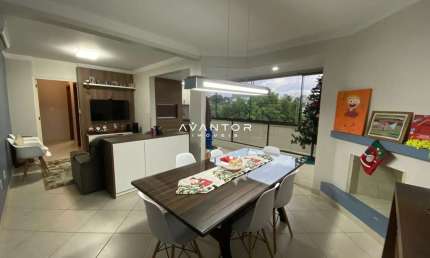 Belíssimo apartamento 2 dormitórios no bairro Duque de Caxias.