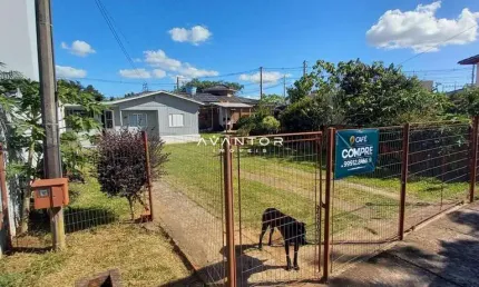 Casa com 2 quartos à venda na Rua Elvino Brondani, 21, Camobi, Santa Maria