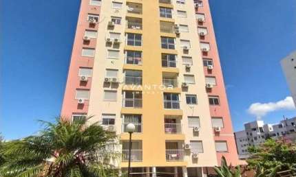 Apartamento 03 dormitórios com sacada e garagem, centro