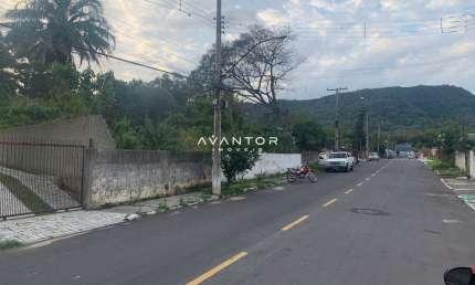 Terreno à venda na Rua Aparício Borges, 00, Chácara das Flores, Santa Maria