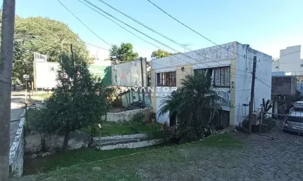 Terreno Residencial e Comercial De 320 m² Na Avenida Medianeira.