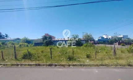 Terreno De 600 m² Bem Localizado Pronto Para Construir!!