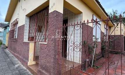 Casa com 3 quartos à venda na Rua Visconde Ferreira Pinto, 762, Itararé, Santa Maria