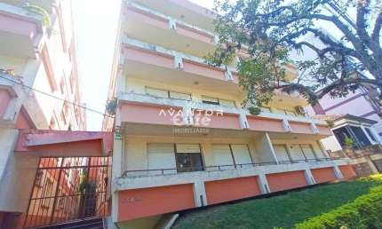 Apartamento Central amplo de 1 Dormitório, Sala De Estar, Banheiro Social, Cozin