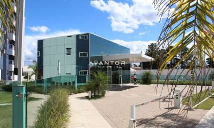 Apartamento térreo 2 dormitórios com suíte em Santa Maria
